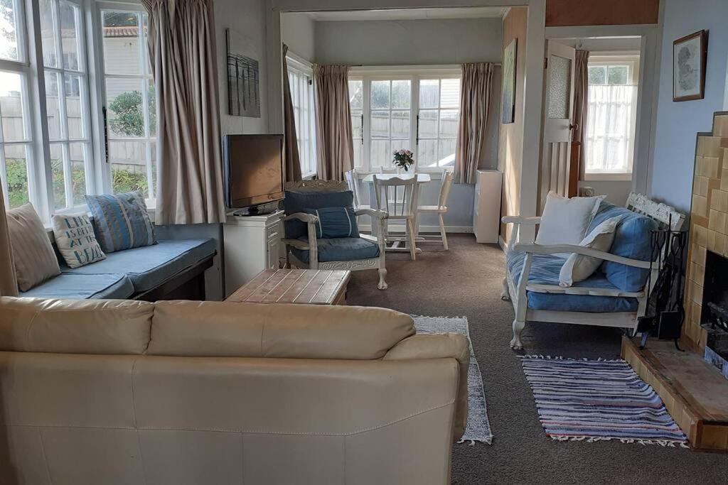 Beachfront Bliss Paraparaumu Eksteriør bilde