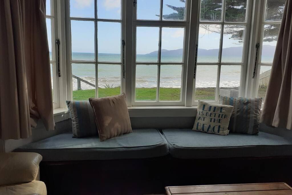 Beachfront Bliss Paraparaumu Eksteriør bilde